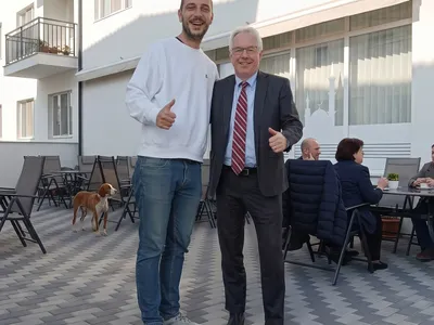Our guide with Michael Murphy - US ambassador in BH